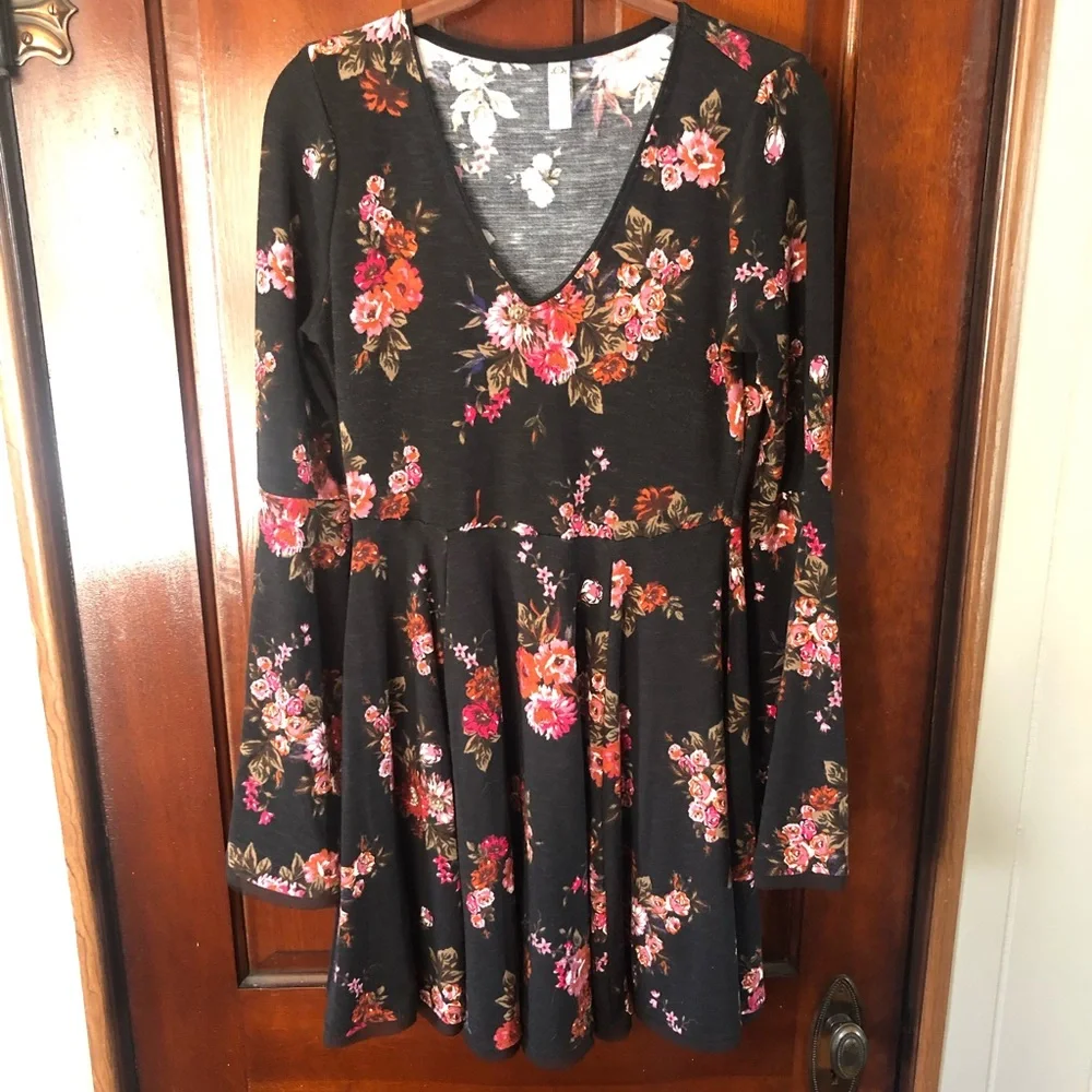 American Rag dress - Picture 1 of 2